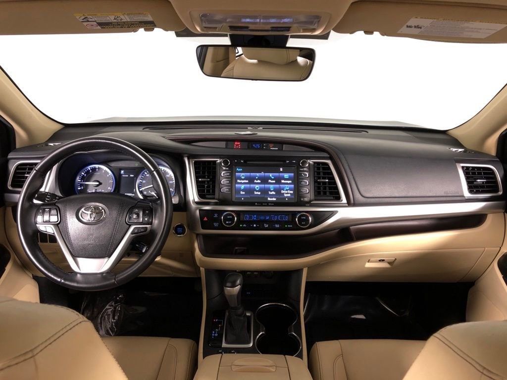 2019 Toyota Highlander XLE 28