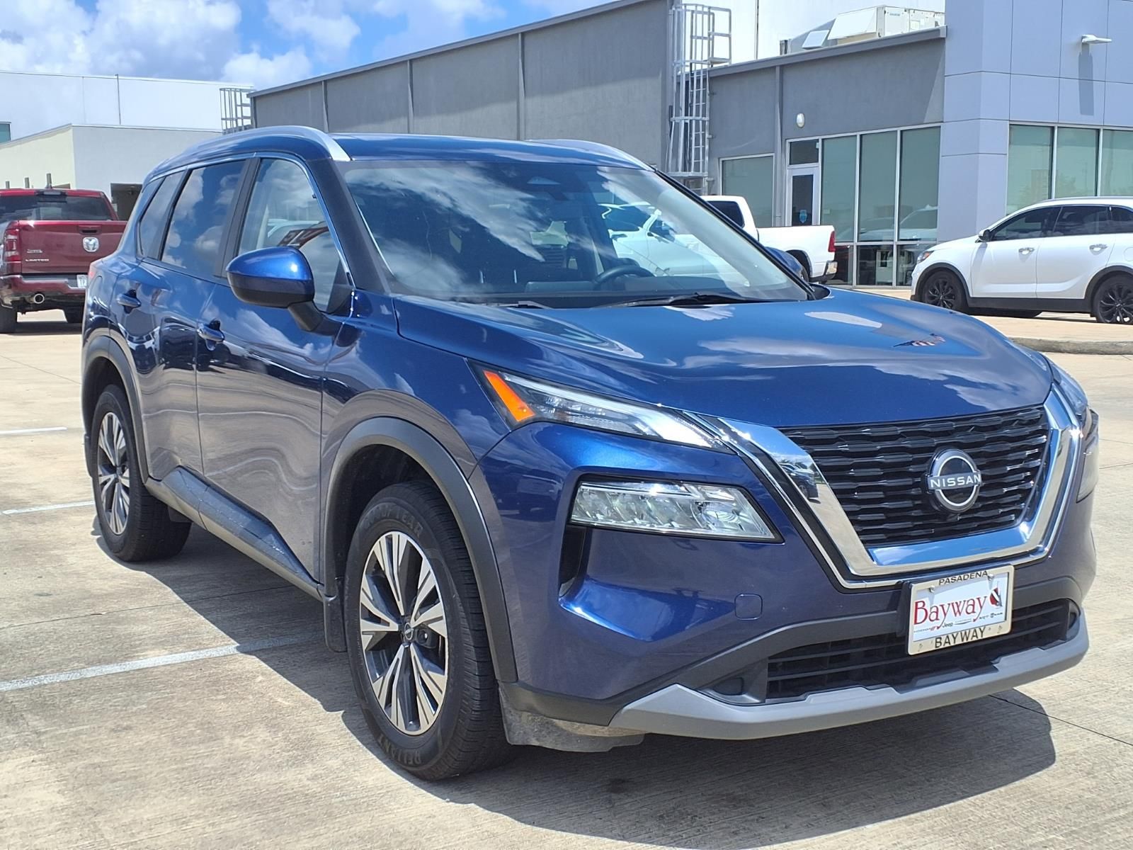 2023 Nissan Rogue SV - 2