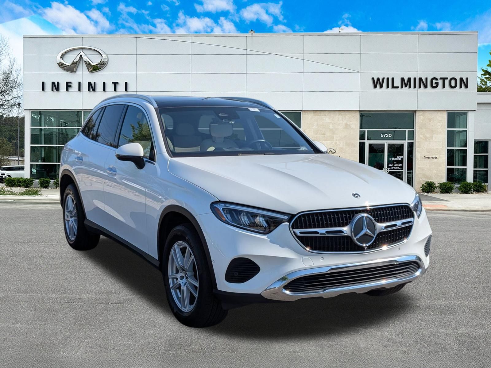 Polar White 2023 Mercedes-Benz GLC SUV / Crossover All-Wheel Drive 9-Speed Automatic