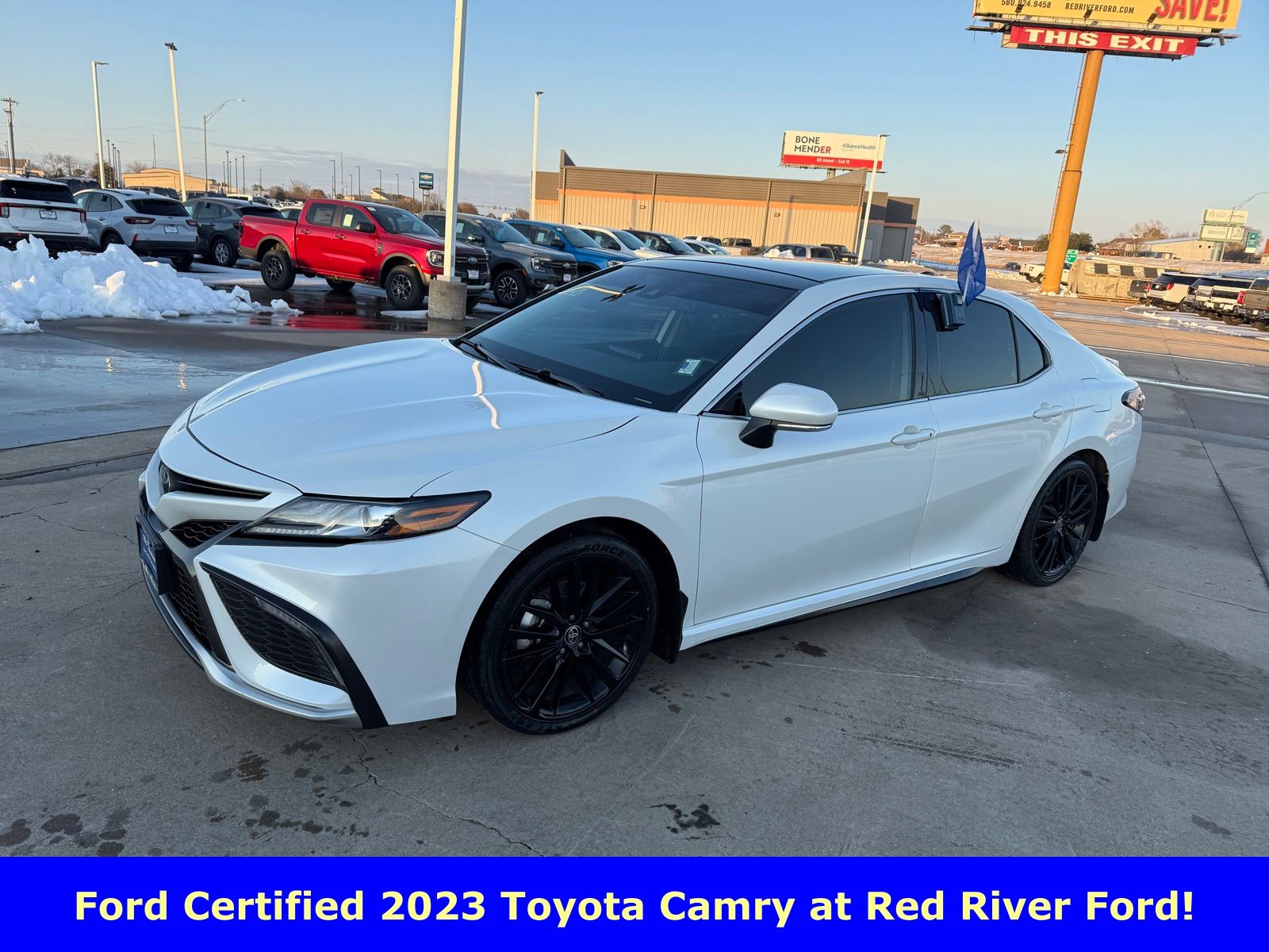 2023 Toyota Camry XSE FWD
