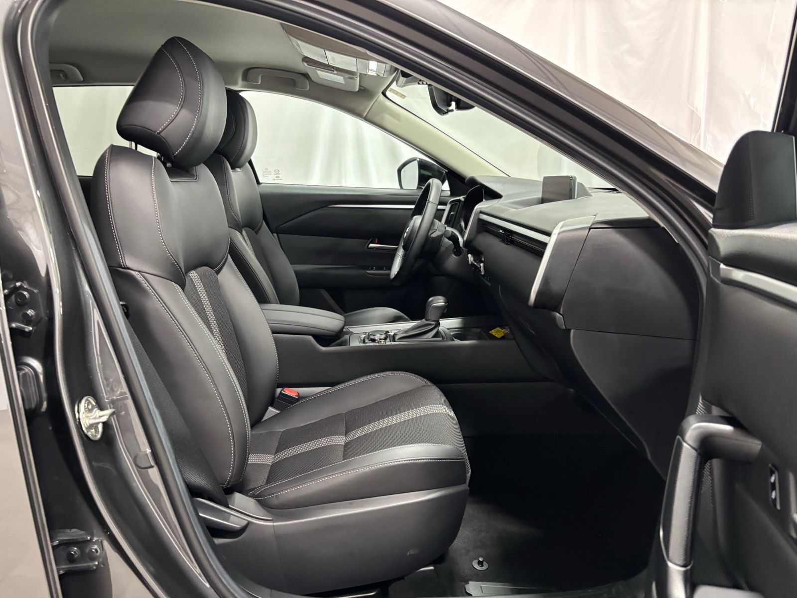 Used Car 2025 Mazda Cx-50 Hybrid  Utility Preferred All Wheel Drive For Sale Under $30,000 In Austin, Texas