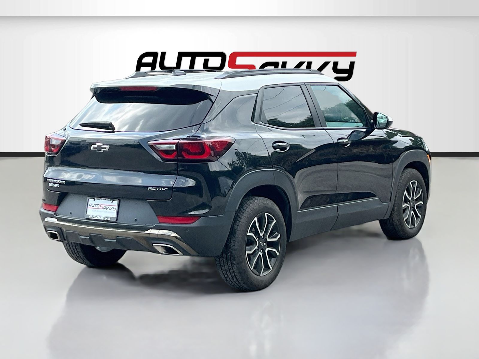 Used 2025 Black Chevrolet ACTIV image 7