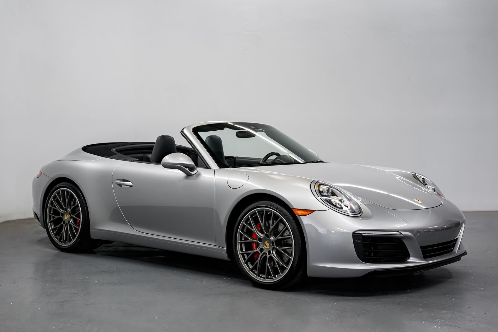 2018 Porsche 911 Carrera S Cabriolet RWD