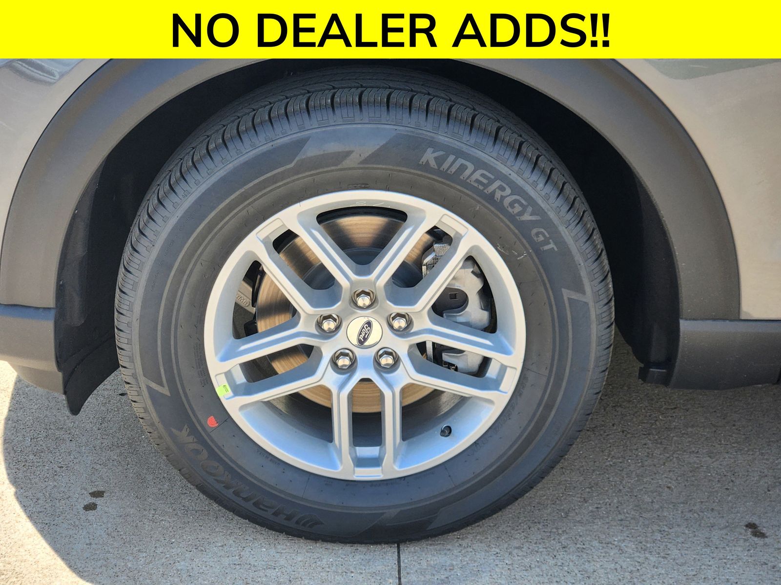 View vehicle photo 7