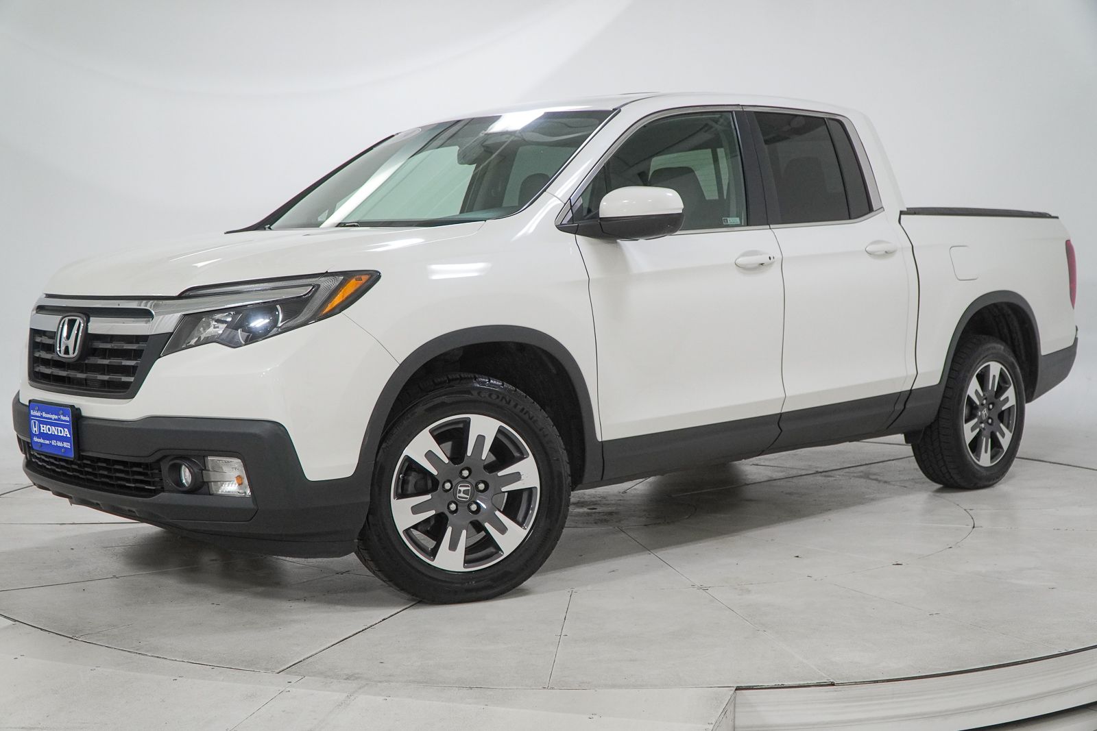 Platinum White Pearl 2019 Honda Ridgeline RTL-T AWD Pickup Truck All-Wheel Drive 6-Speed Automatic