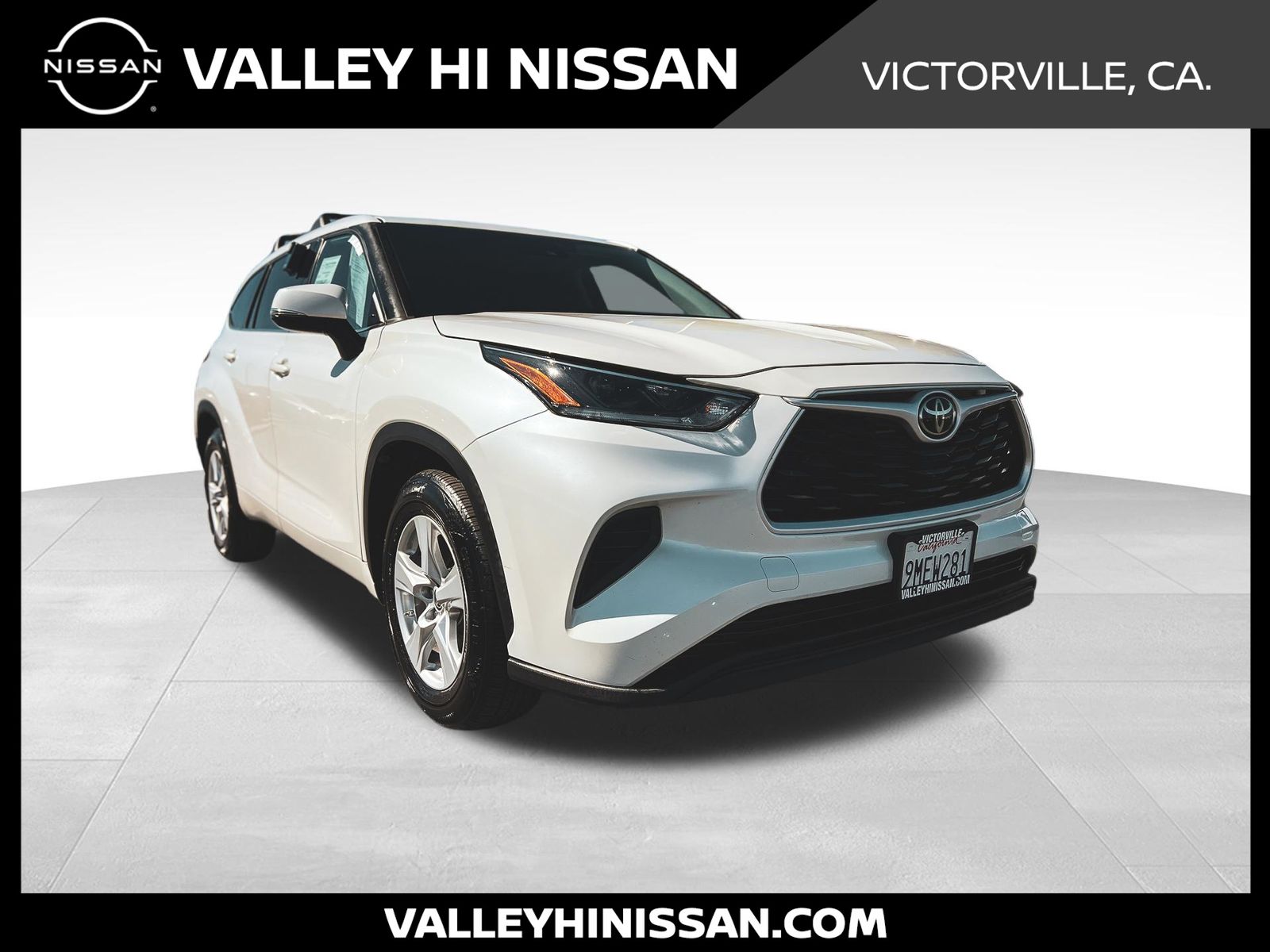 White (Blizzard Pearl) 2021 Toyota Highlander SUV / Crossover Front-Wheel Drive 8-Speed Automatic