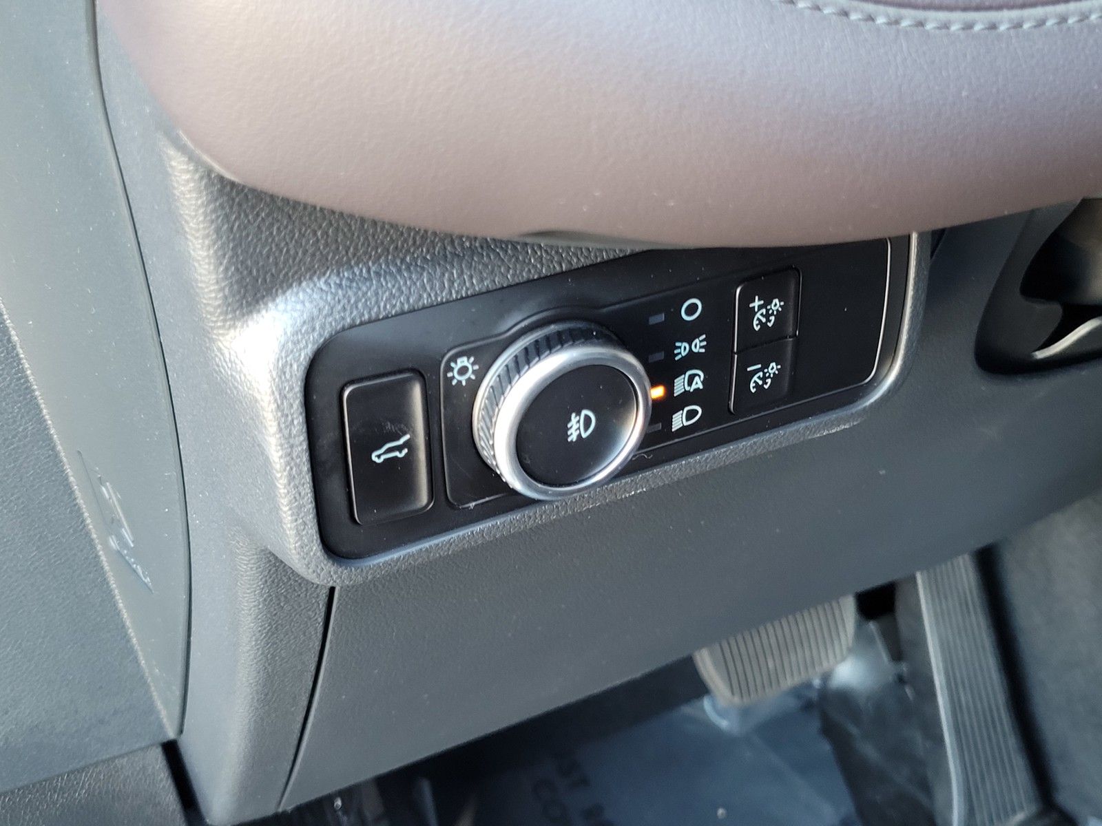 Used 2025 Black Ford Platinum image 19