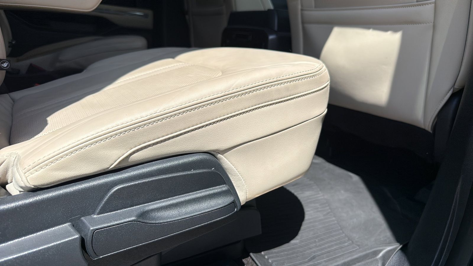 Used Car 2023 Ford Expedition Max  Platinum For Sale Under $60,000 In Austin, Texas