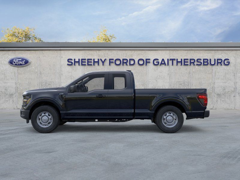 New 2026 Agate Black Metallic Ford XL image 4