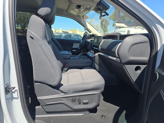 Used 2025 Silver Ford Active image 8