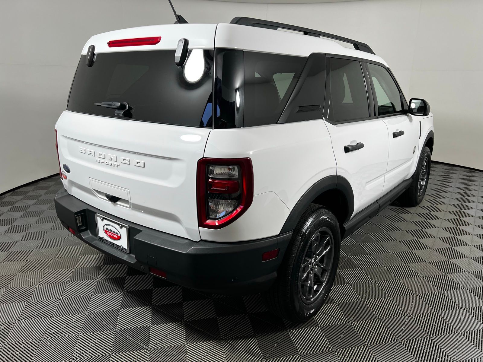 Thumbnail: 2023 Ford Bronco Sport - 5