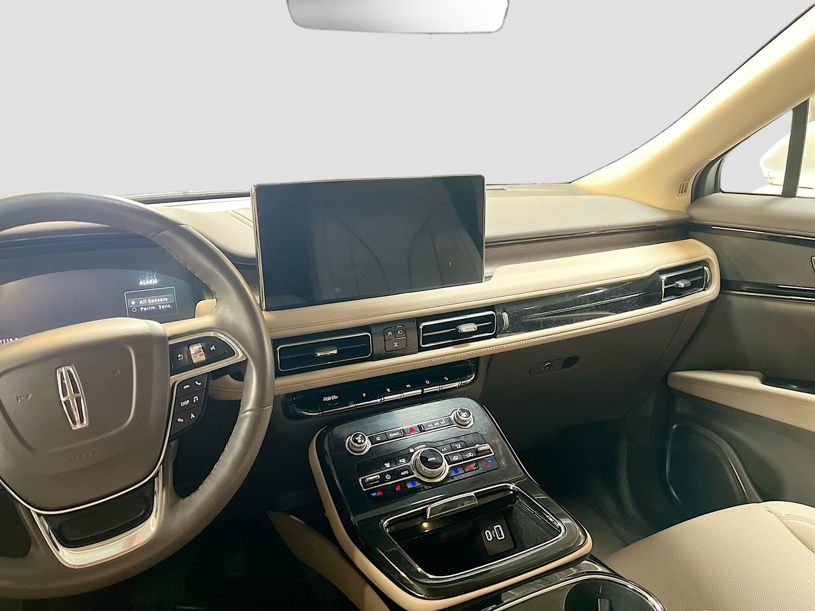 Used 2023 White Lincoln Reserve image 24