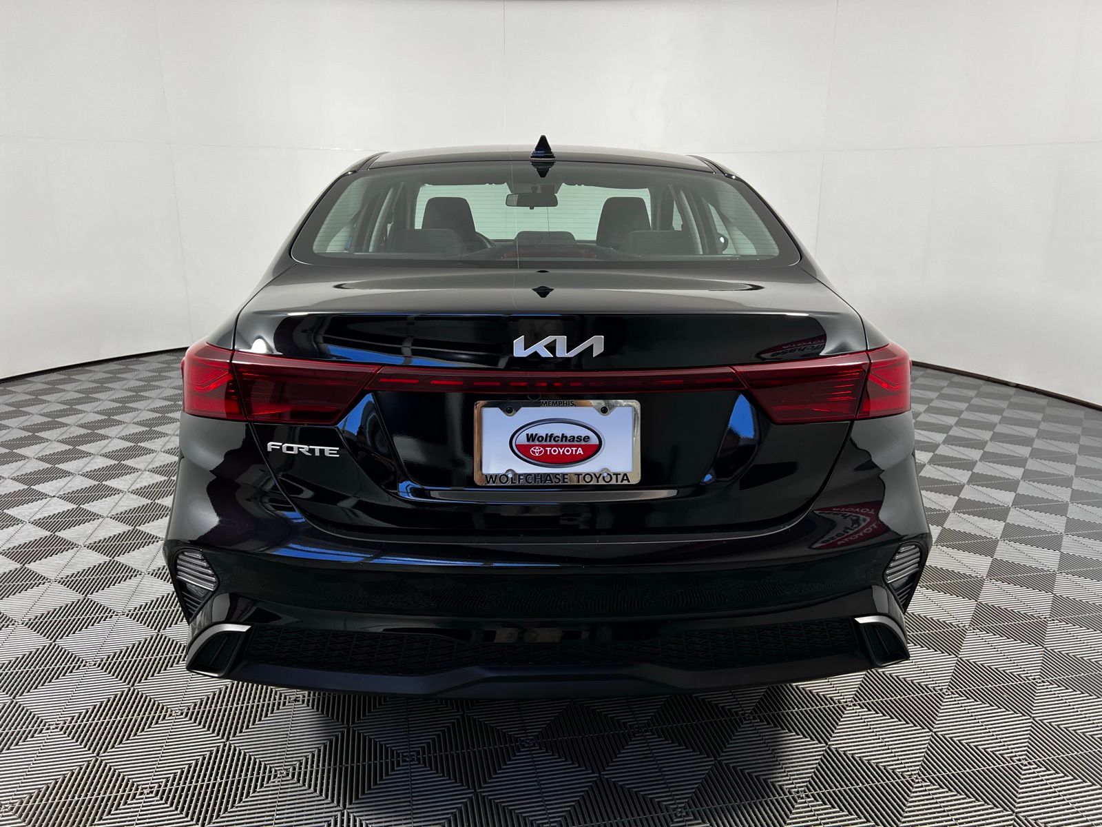 Thumbnail: 2024 Kia Forte - 6