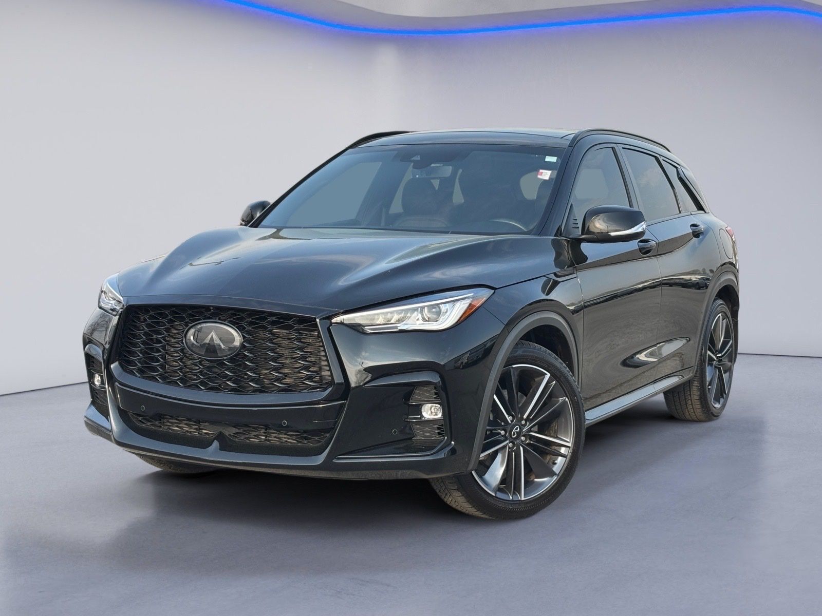 View vehicle photo 2