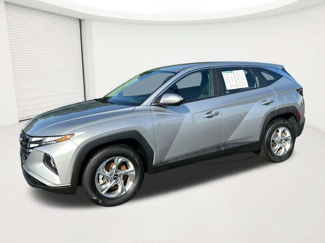 Shimmering Silver 2024 Hyundai Tucson SUV / Crossover Front-Wheel Drive 8-Speed Automatic