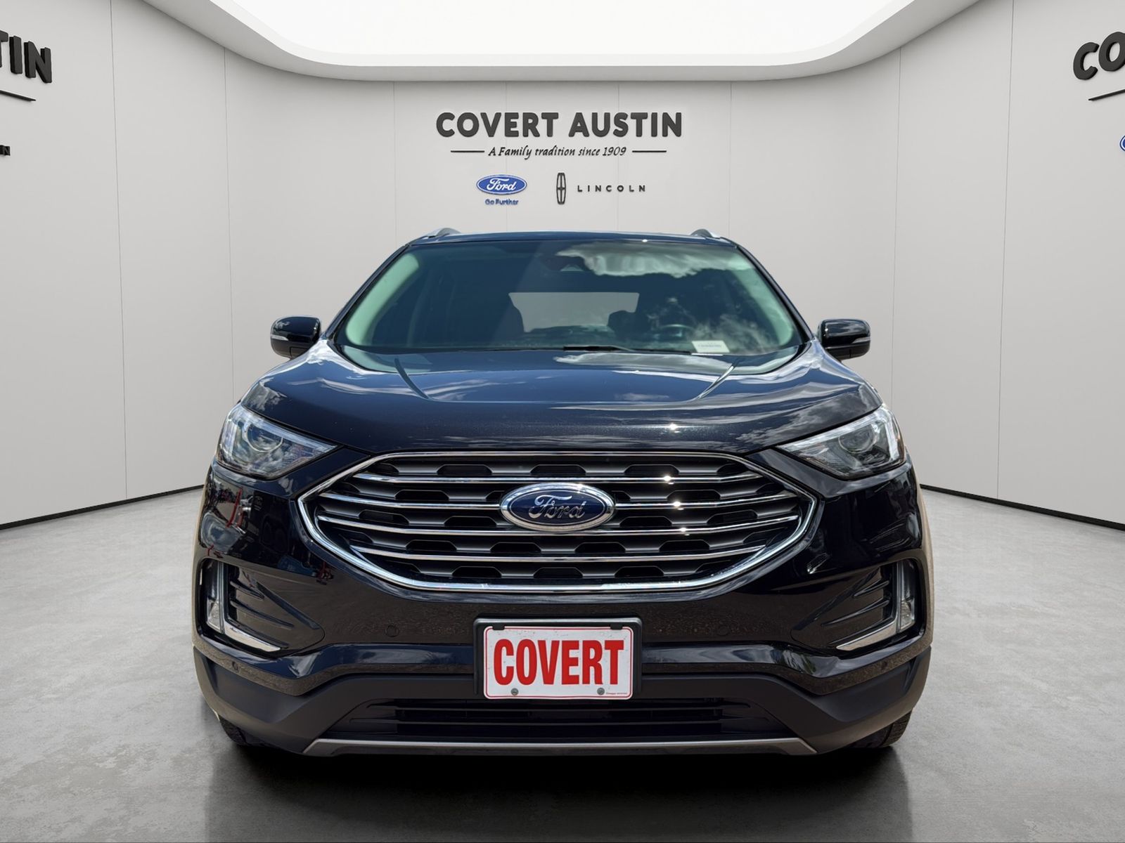 Used Car 2023 Ford Edge  Titanium For Sale Under $30,000 In Austin, Texas