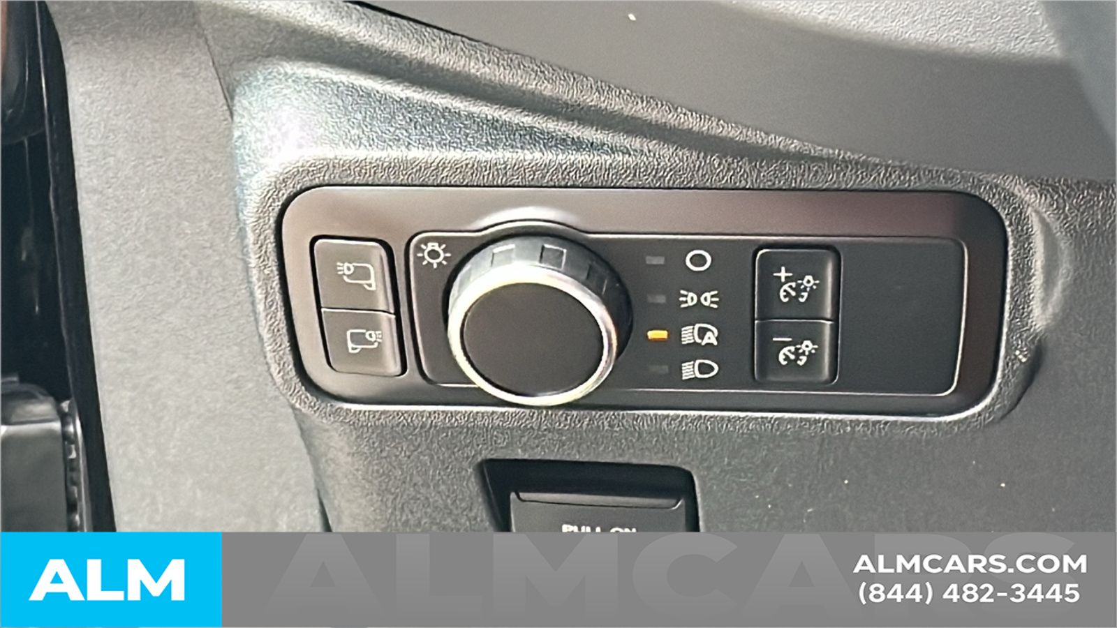 Used 2025 Shadow Black Ford Badlands image 36