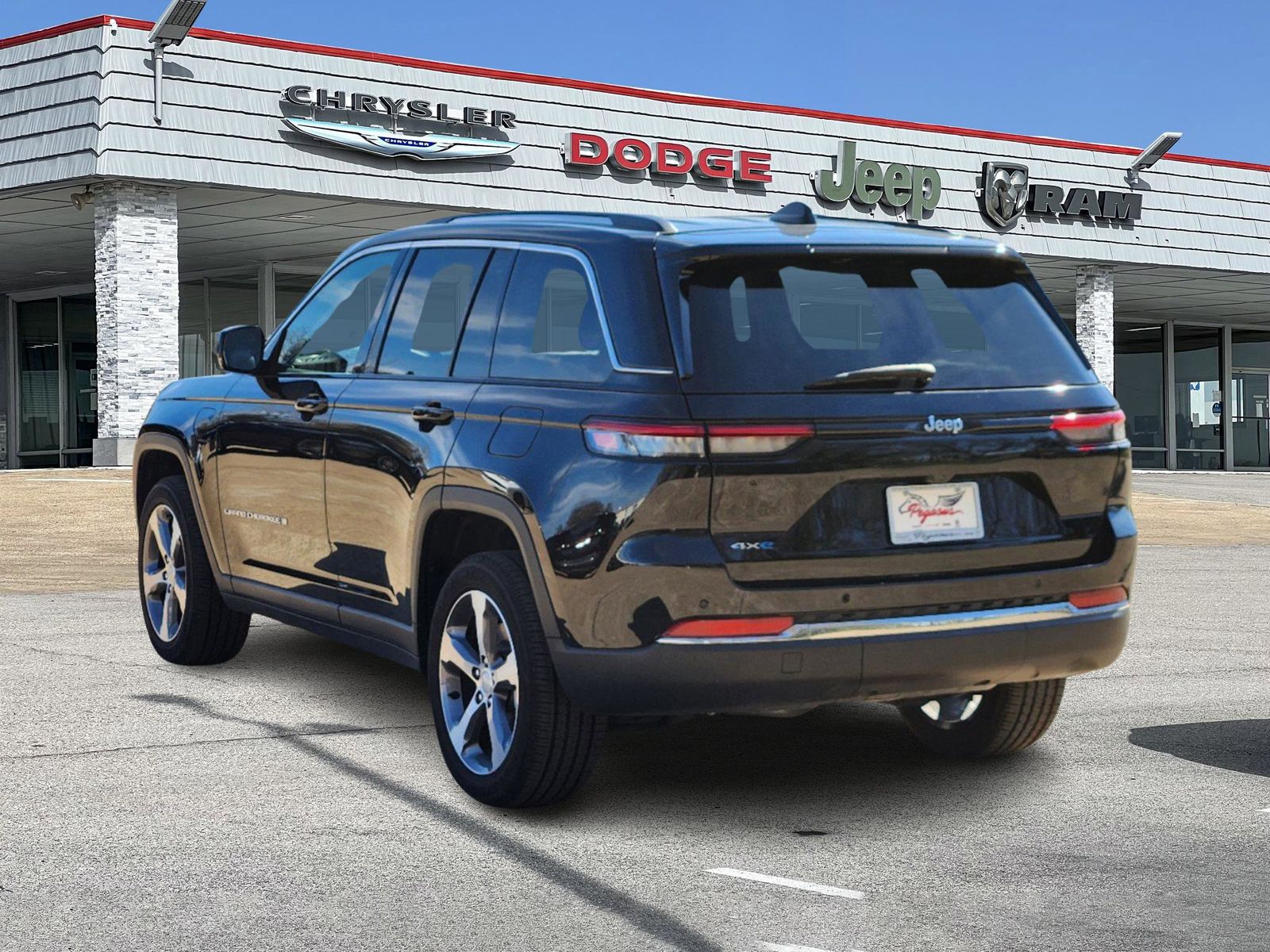 2023 Jeep Grand Cherokee Base 4xe 4