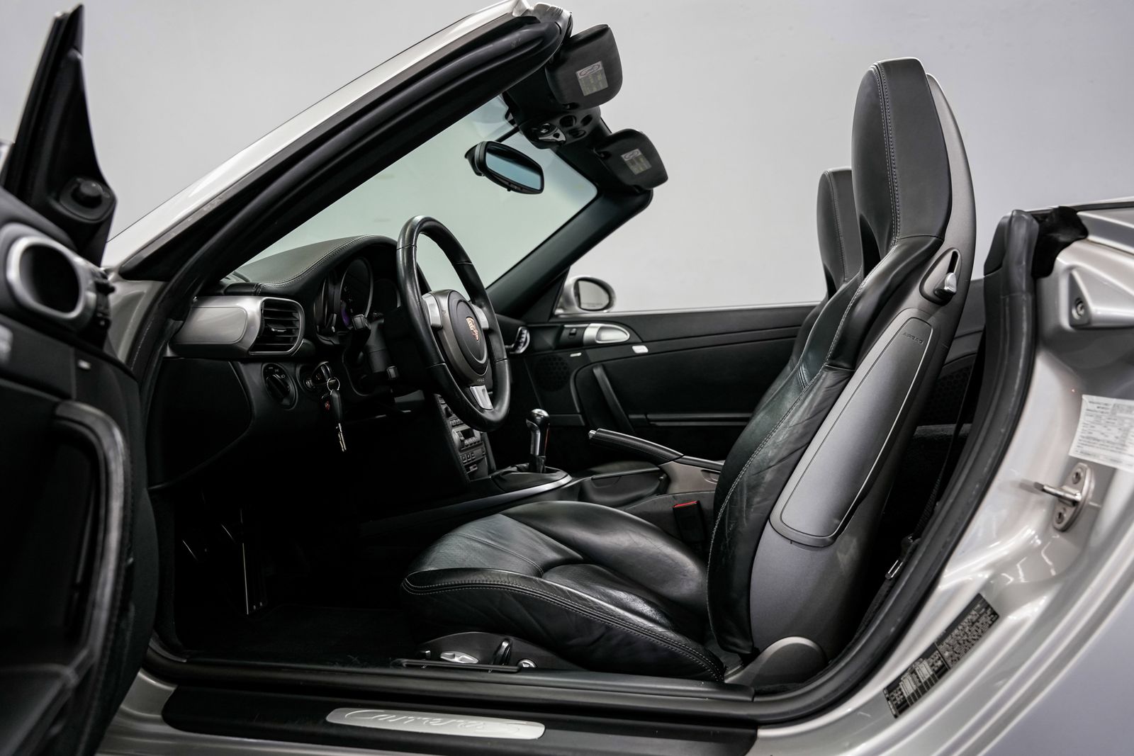 2005 Porsche 911 Carrera S — photo 17