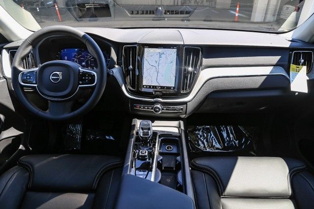 2025 Volvo XC60 Ultra - Photo 13