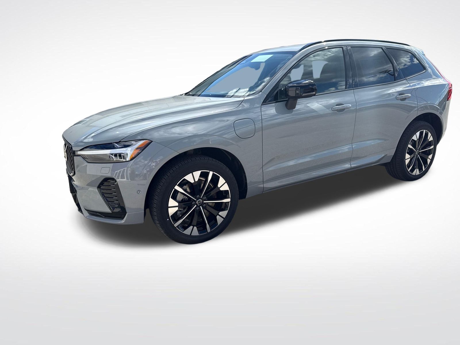 Gray Metallic 2026 Volvo XC60 SUV / Crossover All-Wheel Drive Automatic