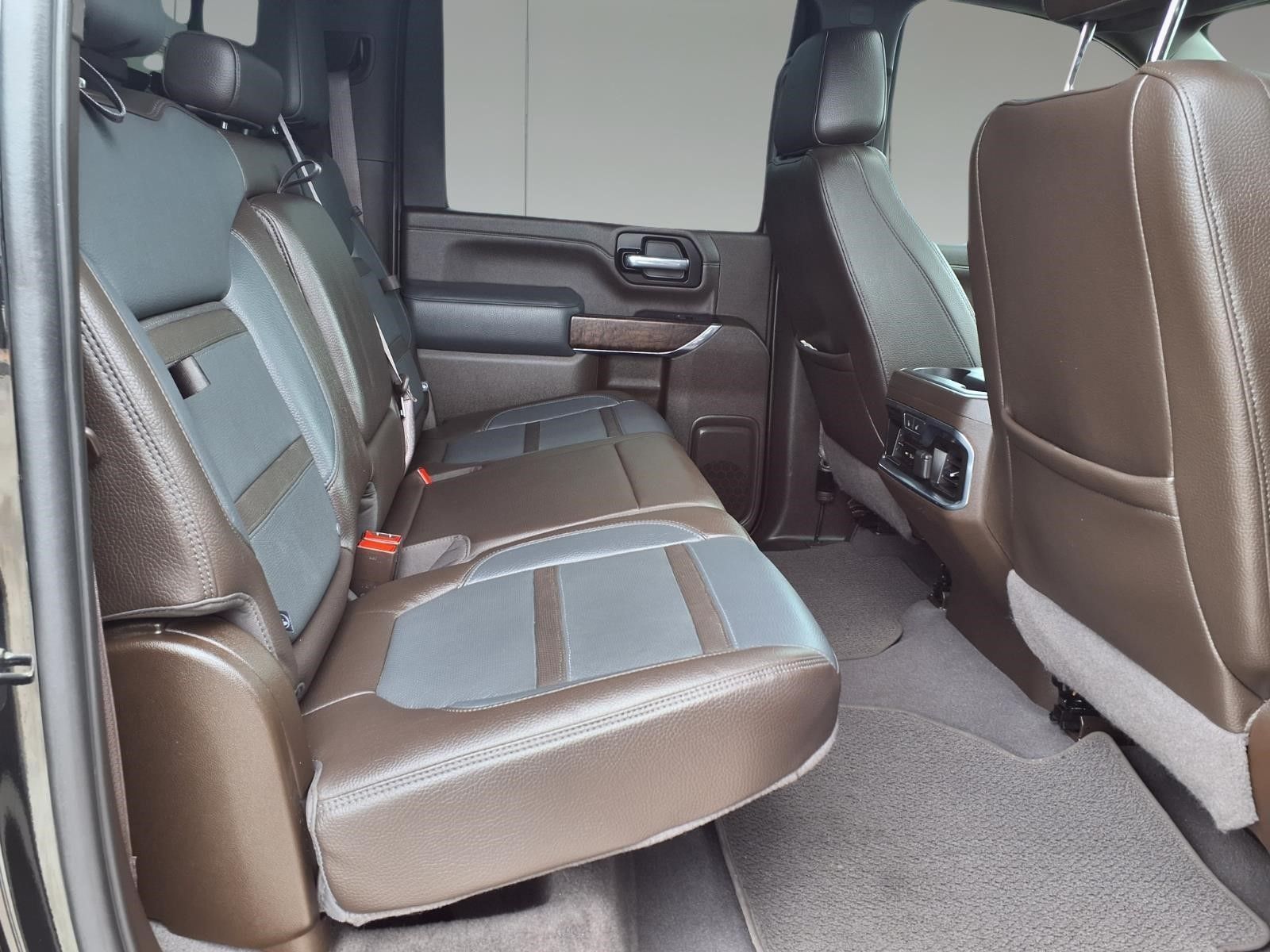 2023 GMC Sierra 2500HD Denali Black at EAG Ford Navasota