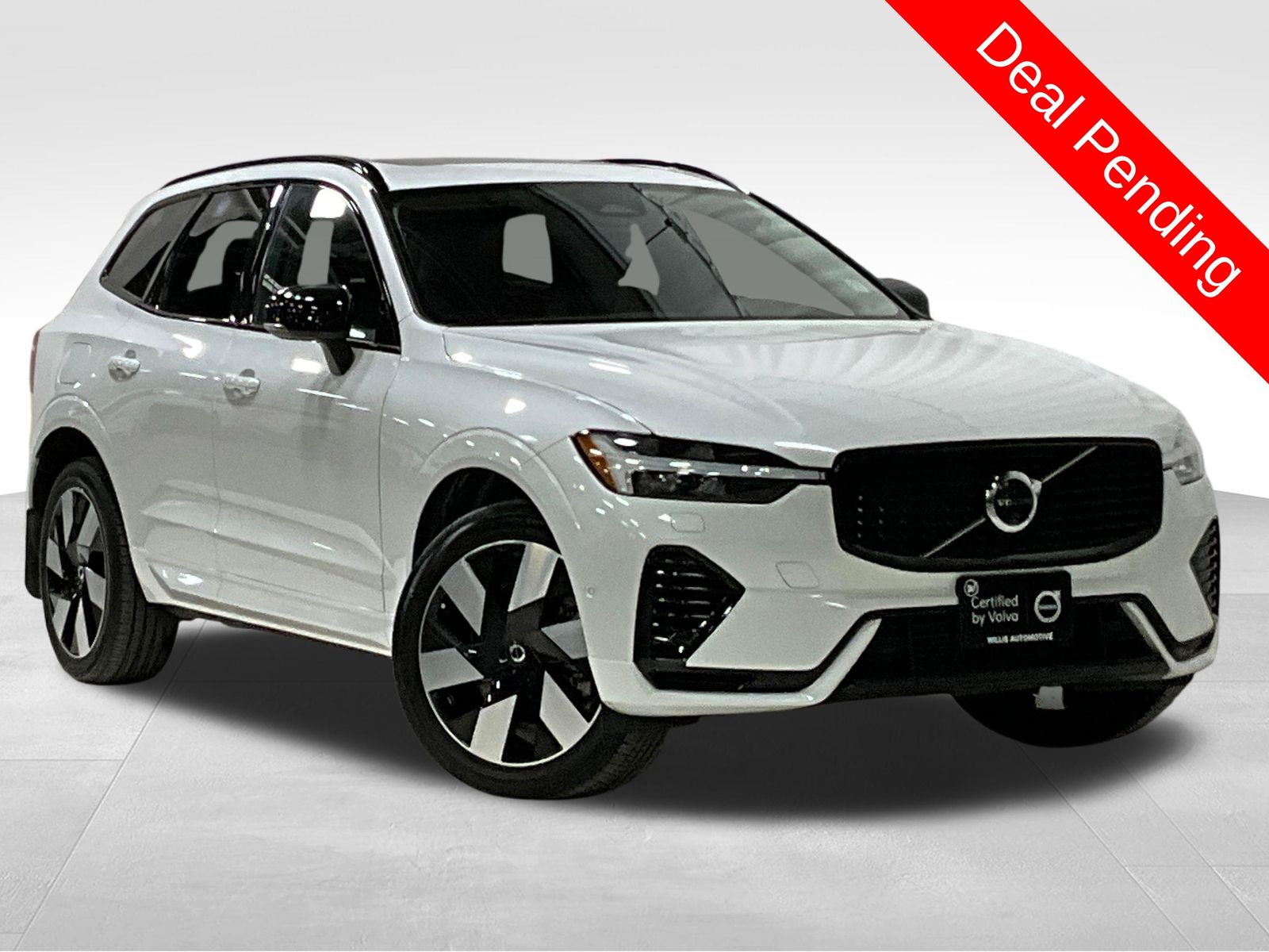 Crystal White 2024 Volvo XC60 Recharge T8 Plus Dark Theme eAWD SUV / Crossover All-Wheel Drive Automatic