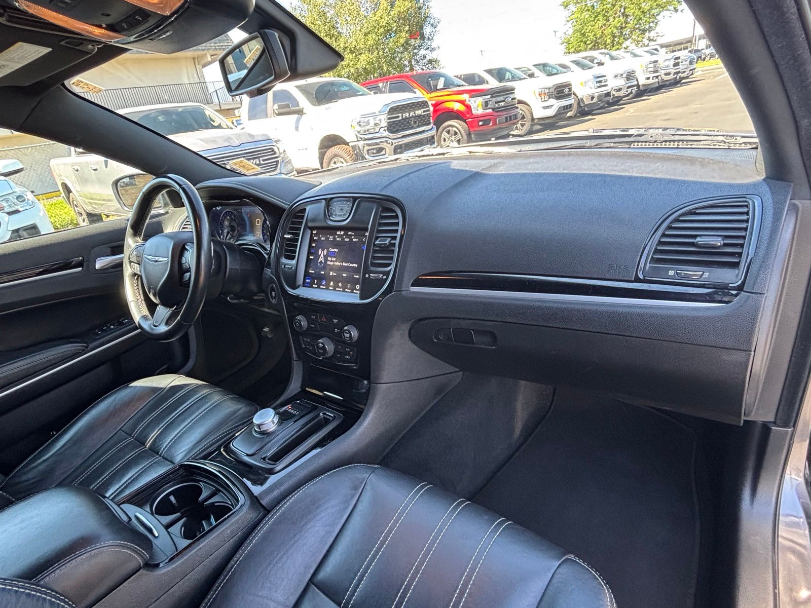 Used 2019 Chrysler 300 Sedan