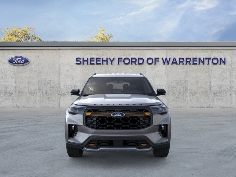 New 2026 Carbonized Gray Metallic Ford Tremor image 2