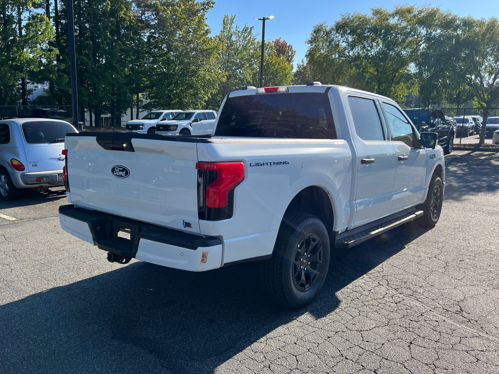 2025 Ford F-150 Lightning XLT photo 2