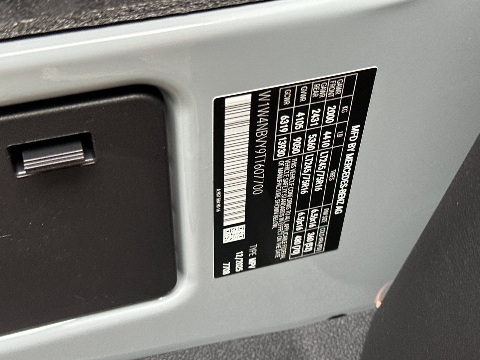 new 2026 Mercedes-Benz Sprinter 2500 car