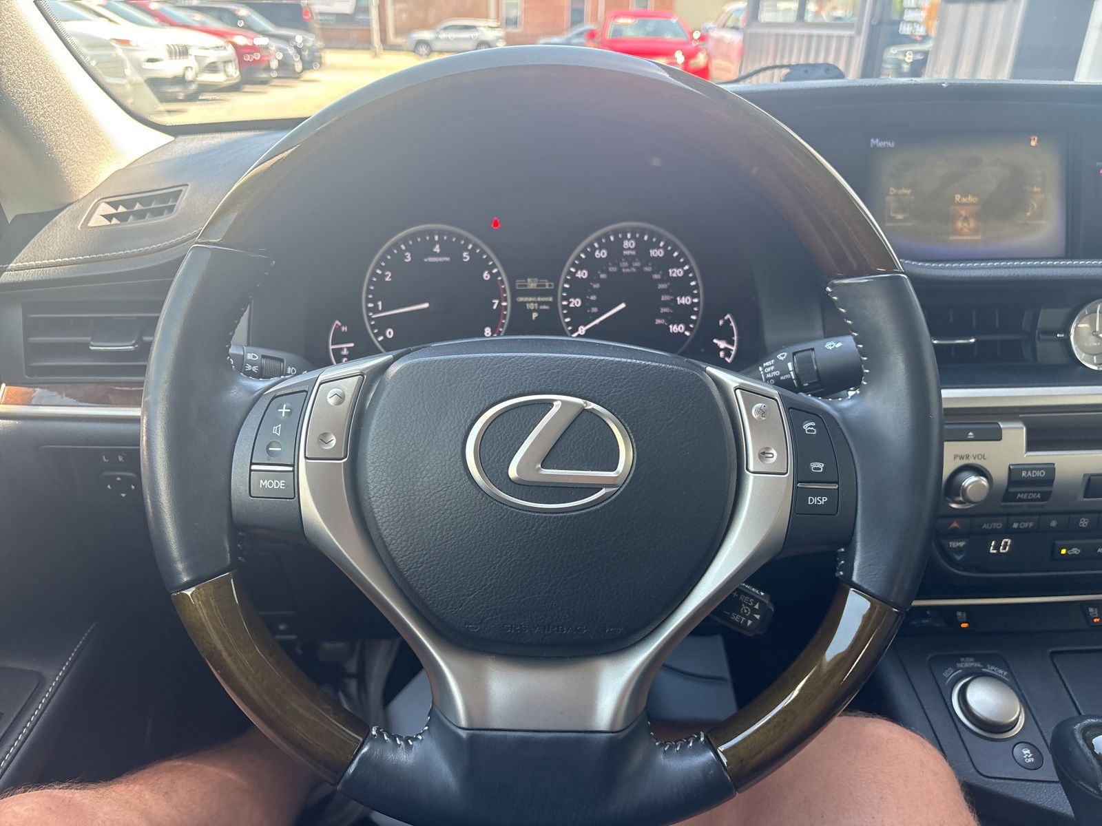 2015 Lexus ES 350 - Photo 35