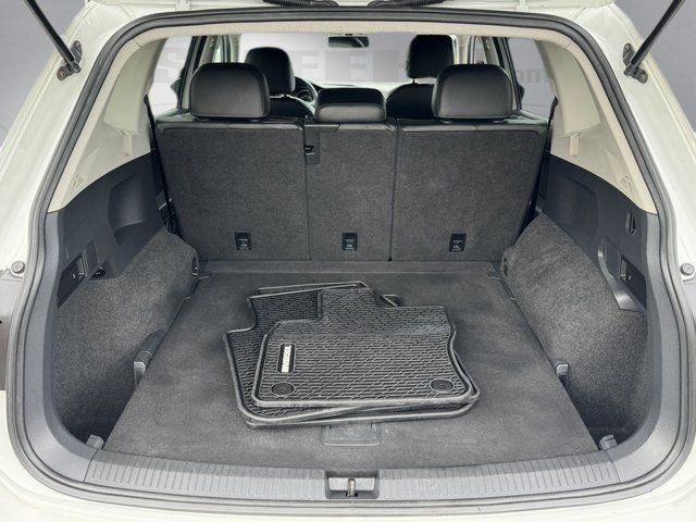 Used 2018  Volkswagen 2.0T SE image 20
