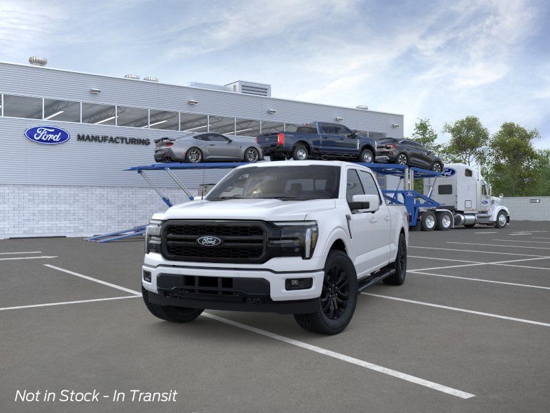 New 2026 Star White Metallic Tri-Coat Ford Lariat image 4
