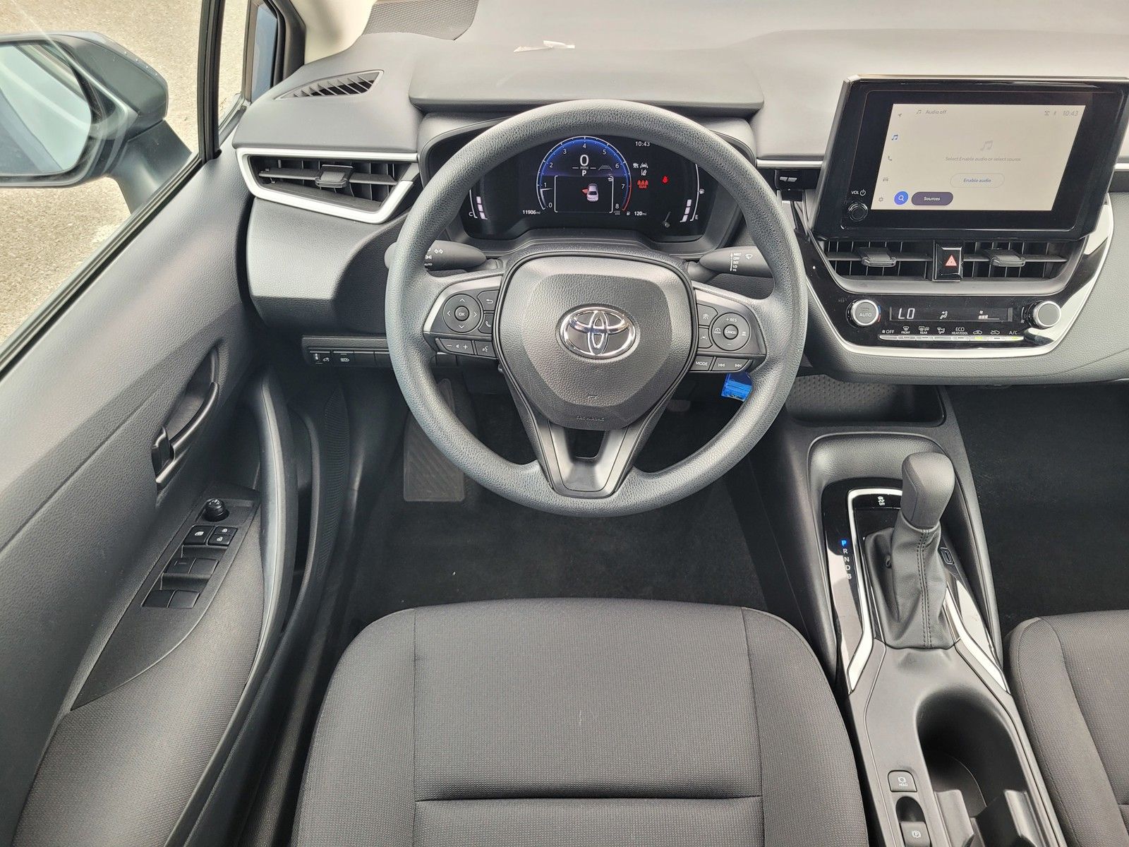 2026 Toyota Corolla LE - Photo 12