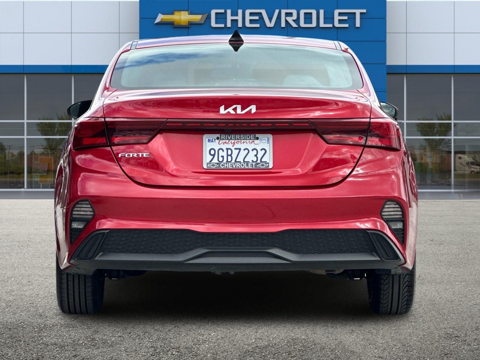 Used 2023 Red Kia LXS image 5