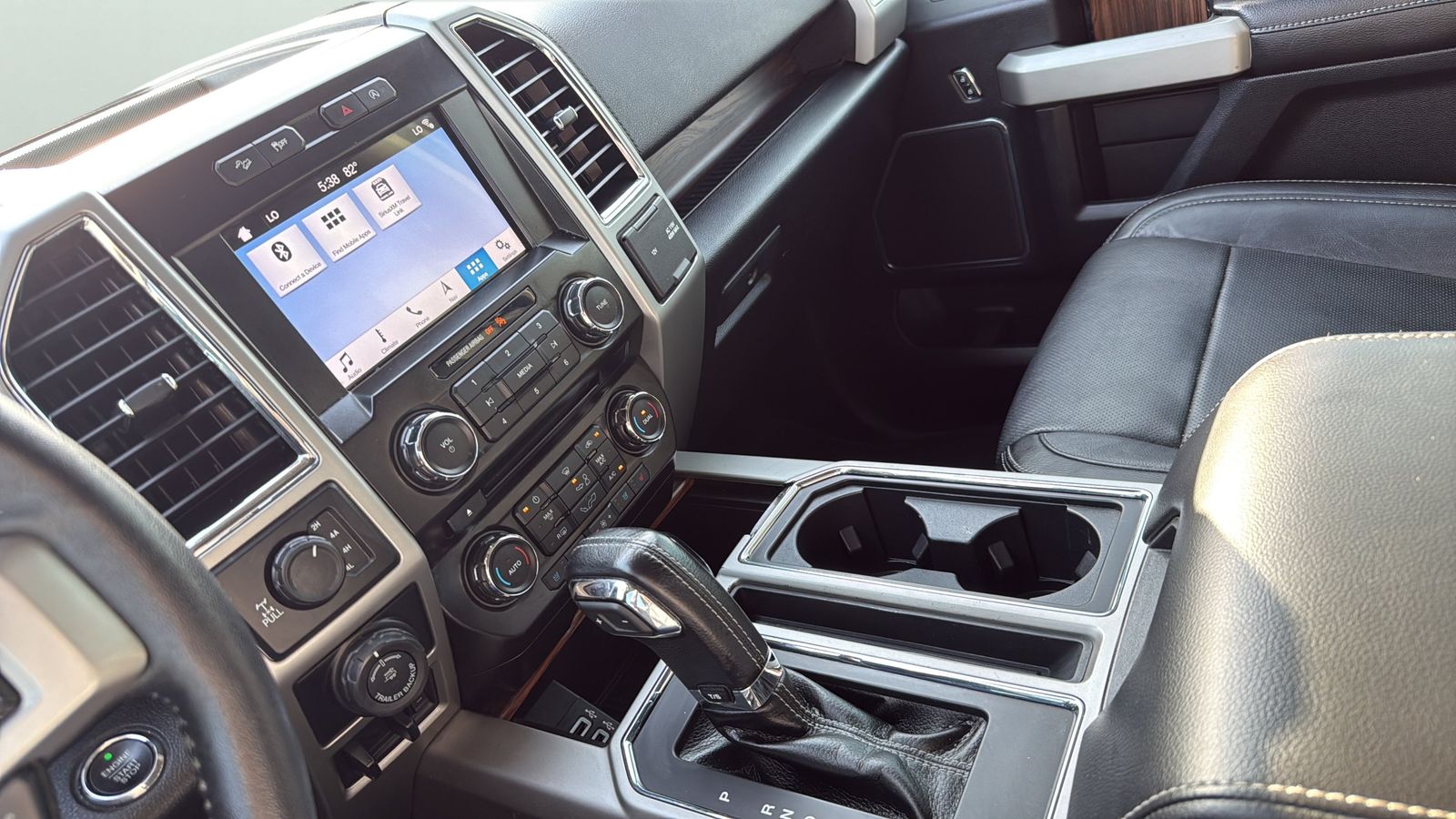 Used 2017 Gray Ford Lariat image 20