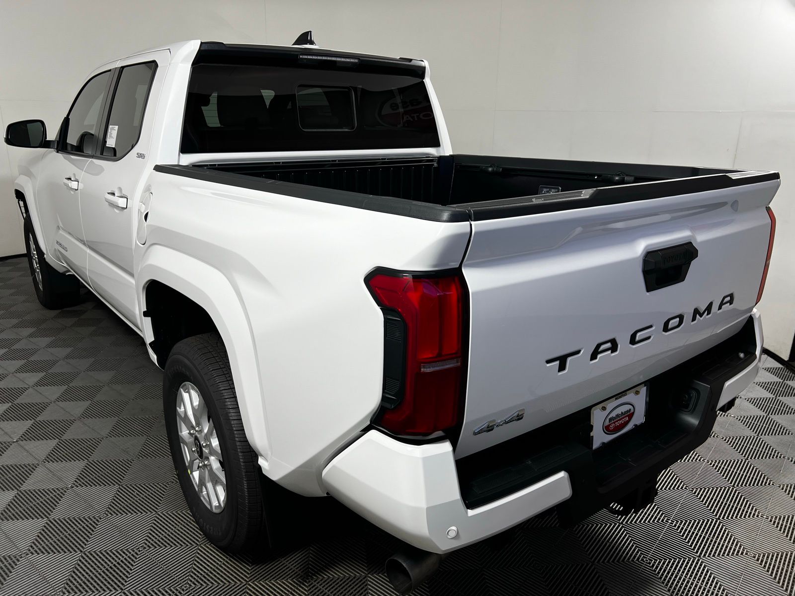 2025 Toyota Tacoma SR5 7