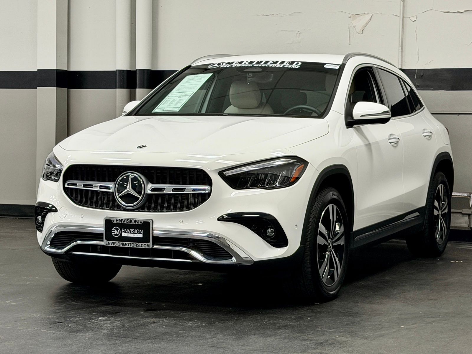 View vehicle photo 7