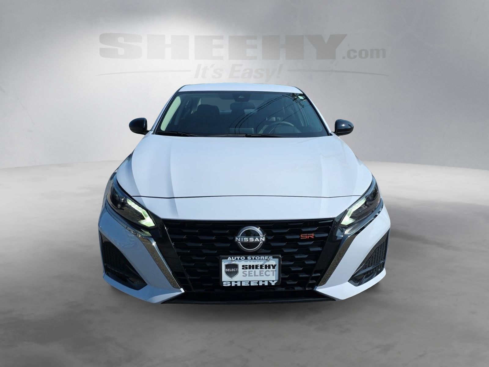 Used 2025 Gray Nissan 2.5 SR image 17