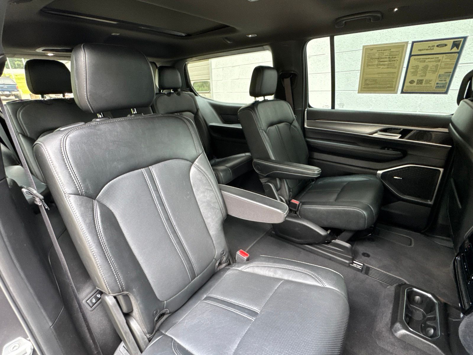 Used 2023 Metallic Jeep Series II image 27
