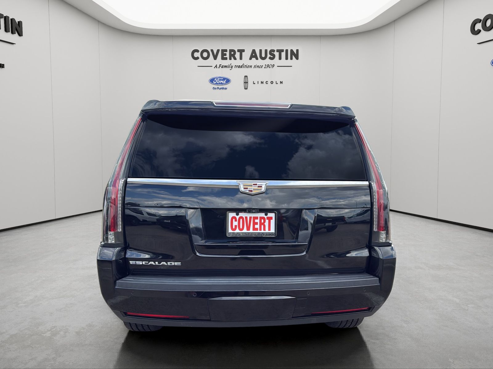 Used Car 2018 Cadillac Escalade  Luxury For Sale Under $30,000 In Austin, Texas