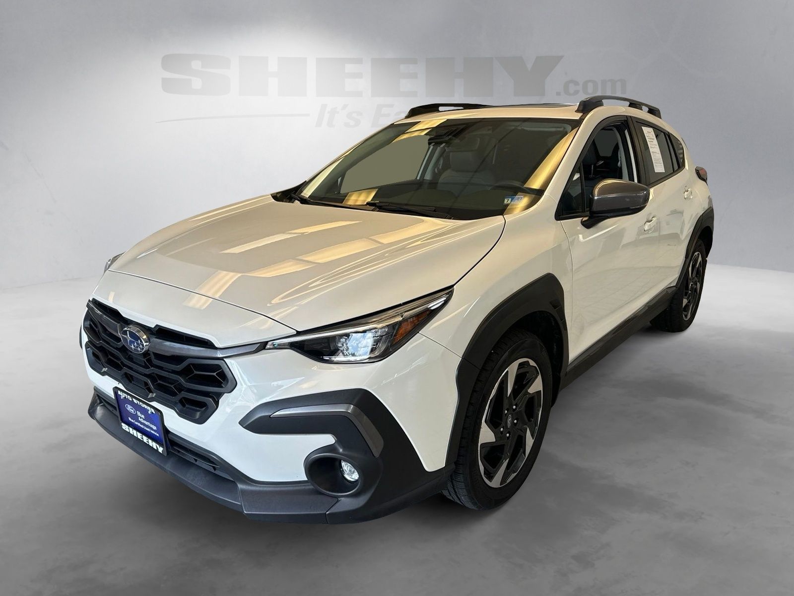 Used 2024 Crystal White Pearl Subaru Limited image 17