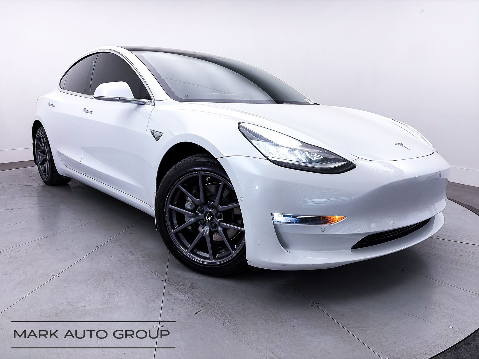 2019 Tesla Model 3 Long Range