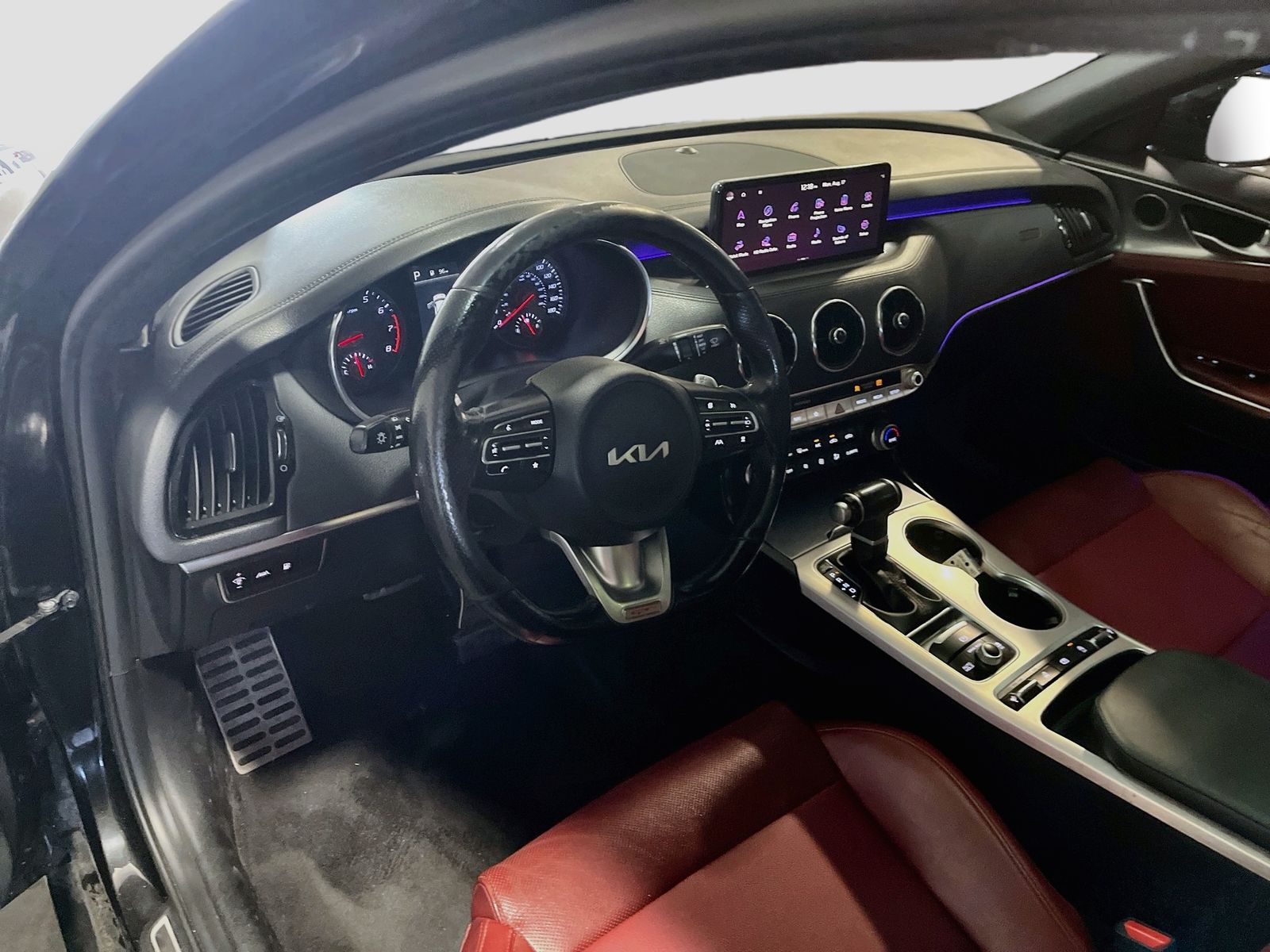 Used 2022 Black Kia GT1 image 9