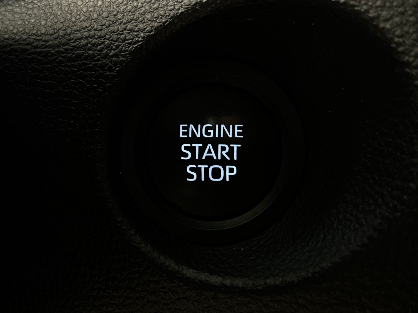 Thumbnail: 2025 Toyota Corolla Cross - 18