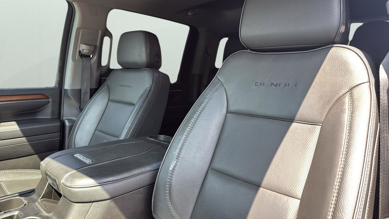 Used Car 2024 Gmc Sierra 2500hd  Denali For Sale Under $80,000 In Austin, Texas