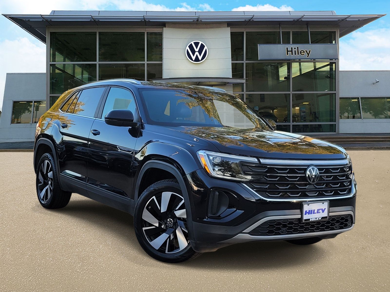 2024 Volkswagen Atlas Cross Sport 2.0T SE w/Technology