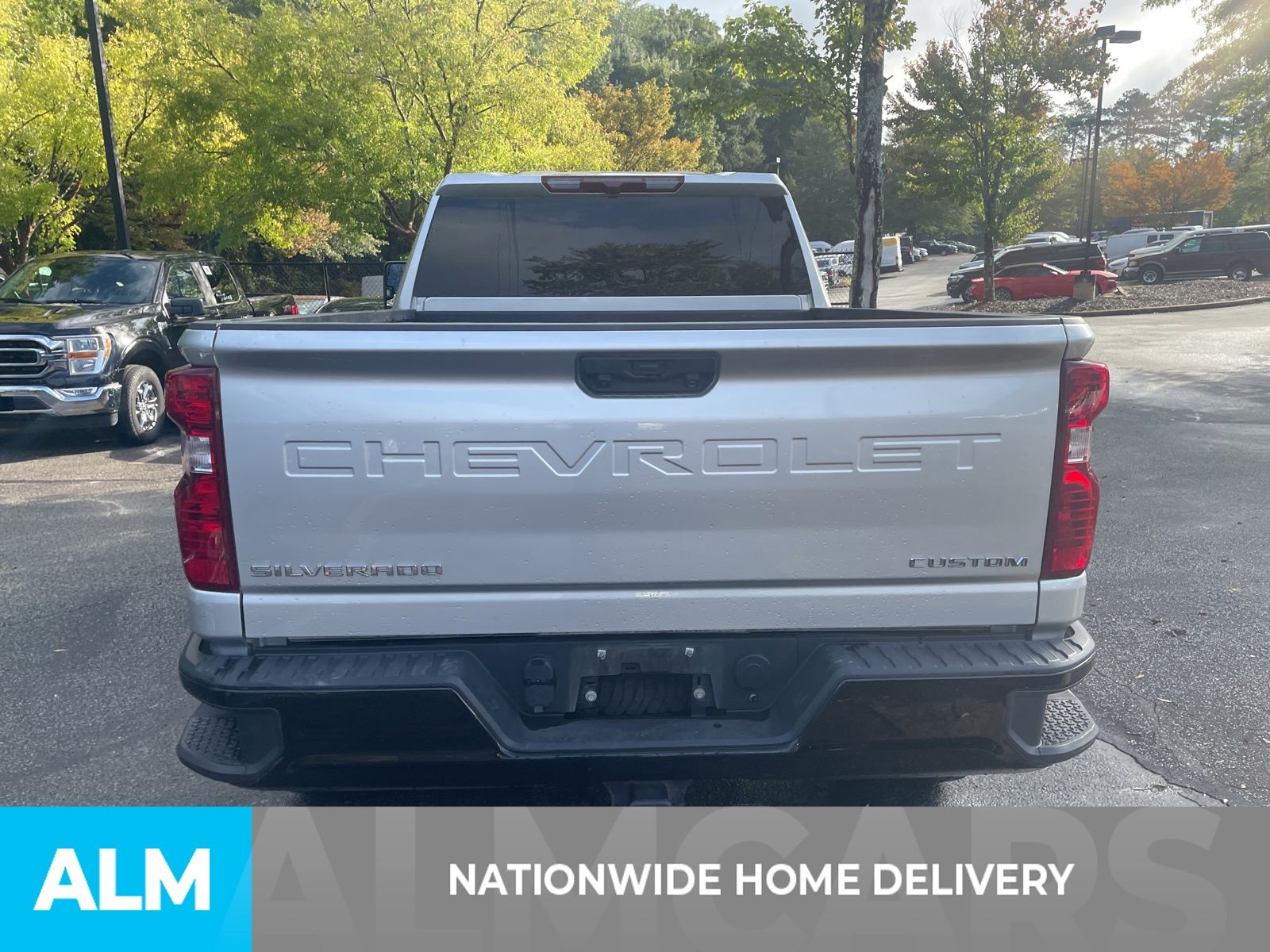 2023 Chevrolet Silverado 2500HD Custom photo 4