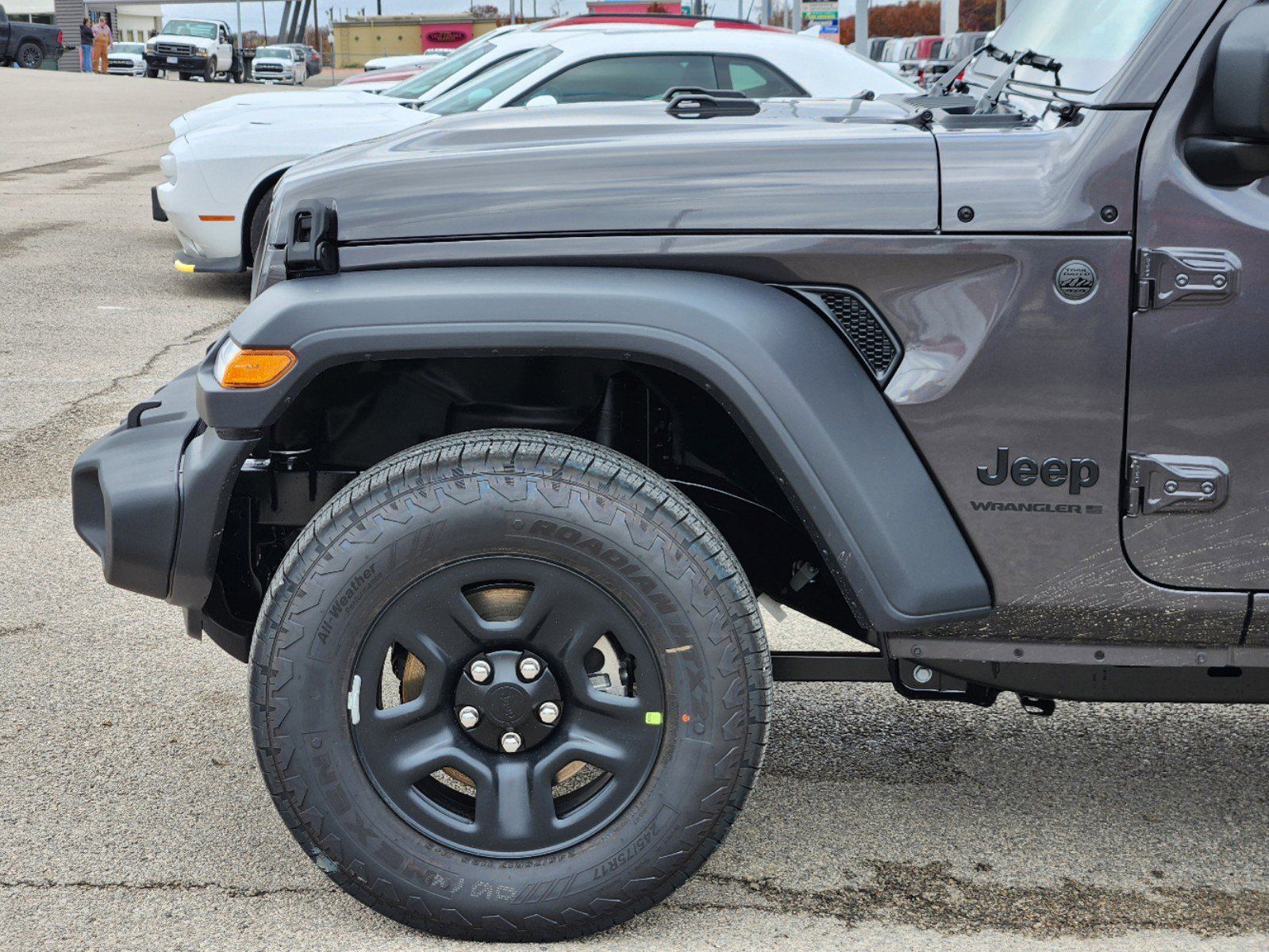 2025 Jeep Wrangler Sport 8